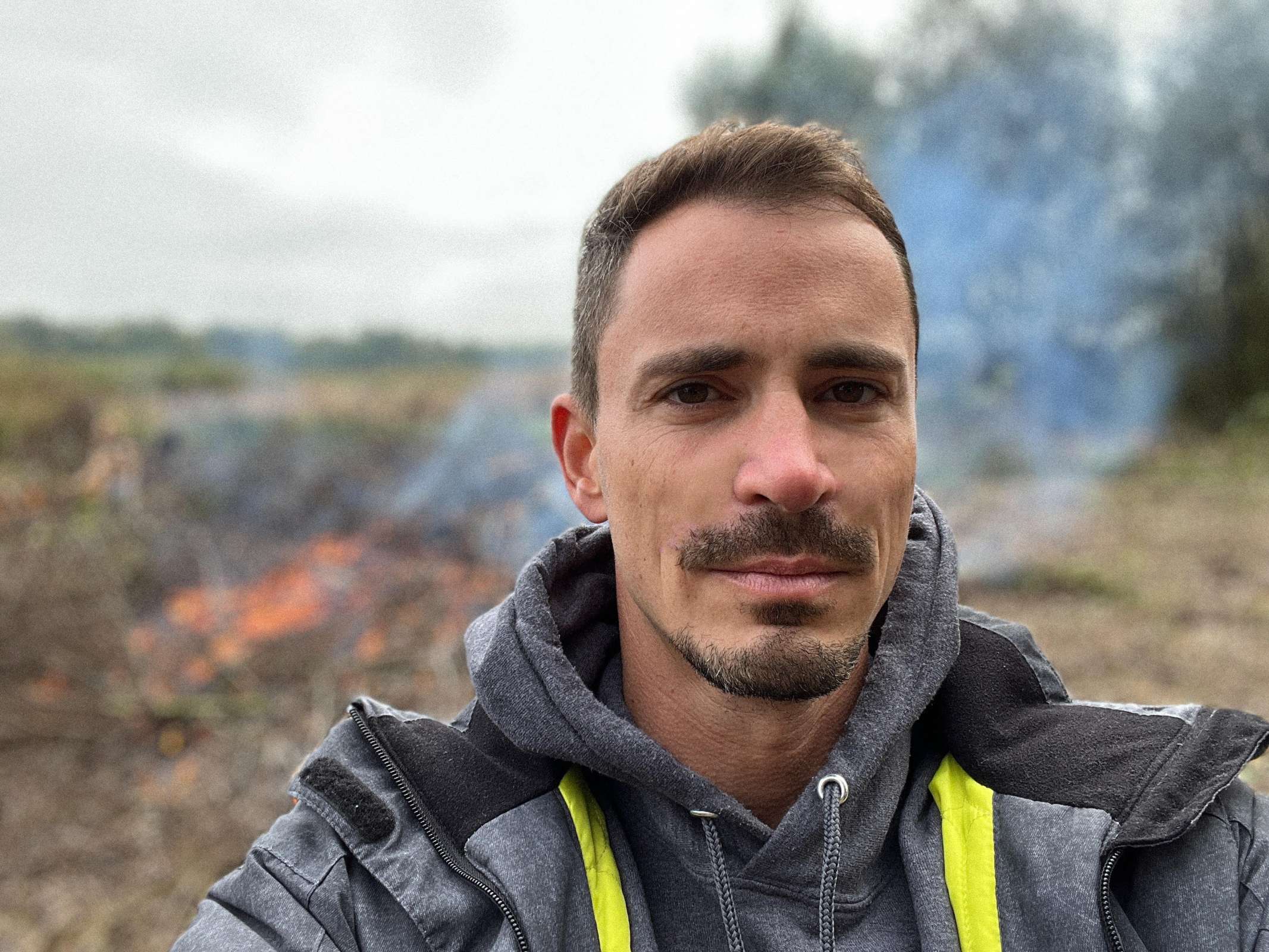 СТЕВАН ФИЛИПОВИЋ, редитељ филма “ПОРЕД ТЕБЕ“